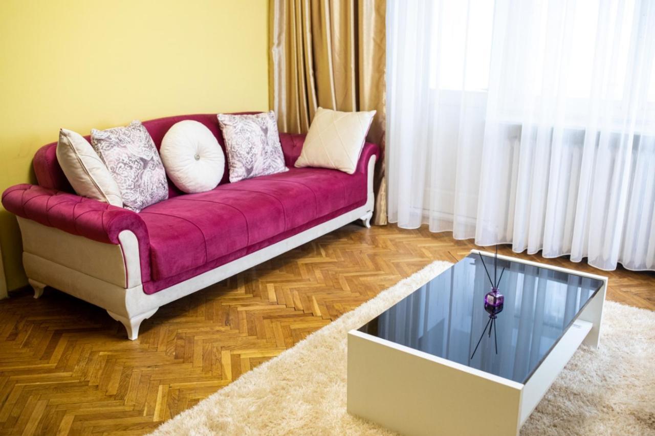 C Central Apartament Дробета-Турну-Северин Экстерьер фото